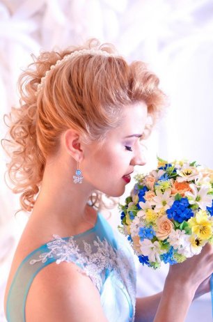 Букет невесты из полимерной глины и украшение для волос.