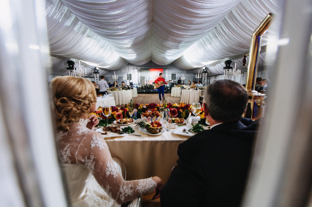 Осенняя свадьба в стиле "Унесенные ветром" в  шатре 